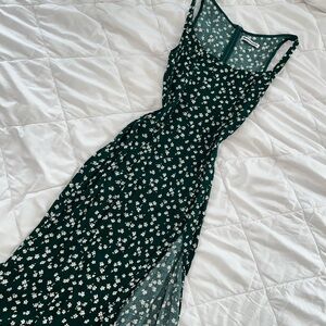 Reformation Midi Length Green and White Floral dress with slit size 0